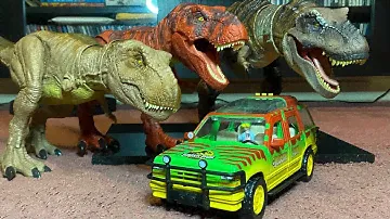 Red T.Rex ‘93 VS. Hammond Collection T Rex (Full Review & Unboxing)