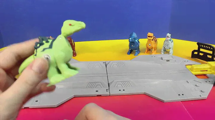 Jurassic World Jurassic Park Brawlasaurs T-Rex Tyrannosaurus Triceratops Dinosaur Battle