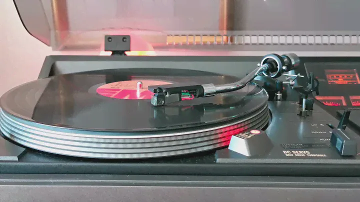 Midnight ~ The Unobtainable T.Rex 1980 Vinyl LP ~ Hitachi SDT-400 ~ Ortofon VMS20E MKII