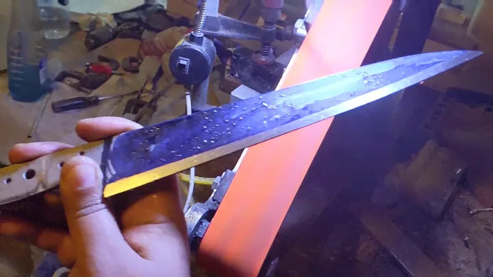 CPM Rex 121 | Rough Grinding