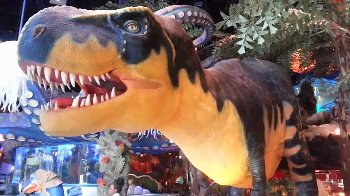 HTC ONE 1080p Great Quality T Rex Replica R