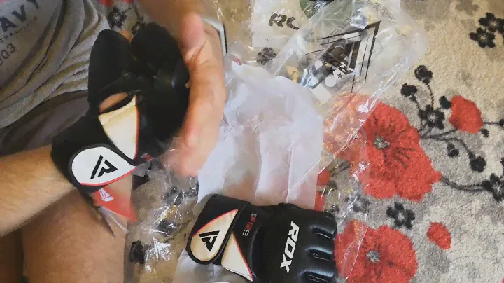Огляд Рукавички MMA RDX Rex Leather з Rozetka