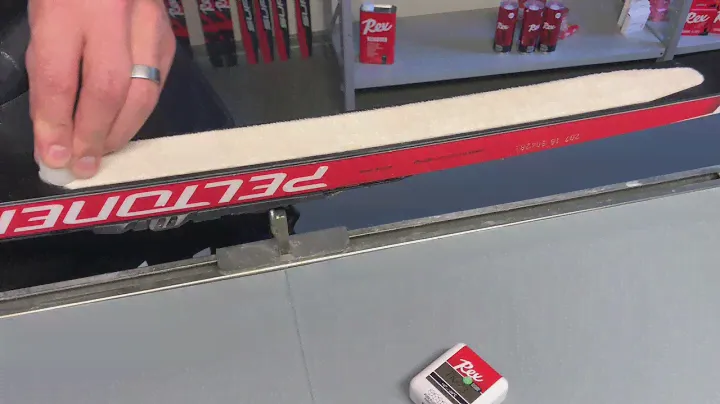 Treating skin skis with Rex TK-73 fluor block