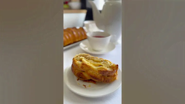 Яблочный пирог #слоеноетесто #рецепты #breakfast #cake #cooking #recipe #вкусно #торт #пирог#выпечка