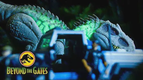 Super Colossal Indoraptor & Camouflage Indominus Rex - Beyond the Gates | JURASSIC WORLD