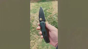 Knife Joker Exclusive Spyderco Shaman.