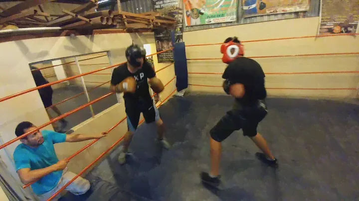 La bomba gomez vs El Rex.   Gym baltazar Reynosa