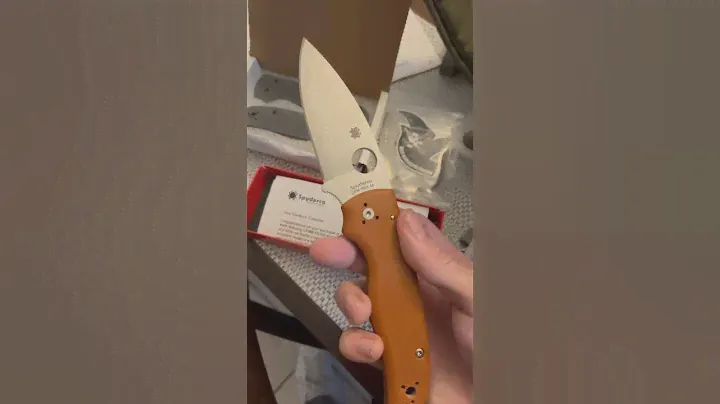 Spyderco Shaman. CPM Rex 45. Incoming Rockscale Design Critter install. #spyderco #Christmas #custom