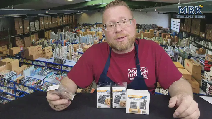 MBK unboxing #775 - 1:48 King Tiger Tracks & Drive Wheels (T-Rex Studio 84004, -005, -007, -008)