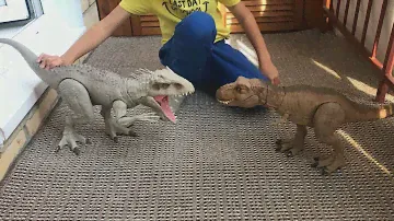 Tyrannosaurus Rex unboxing| T-Rex VS Indominus Rex| Kids playing dinosaurus| Распаковка Тираннозавр