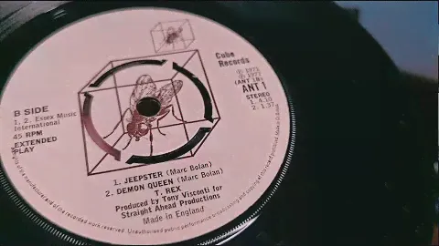 Demon Queen ~ Bolan's Best + 1 ~ T Rex Marc Bolan ~ 1971 45rpm EP Ant1 Vinyl Single  Dual 1215