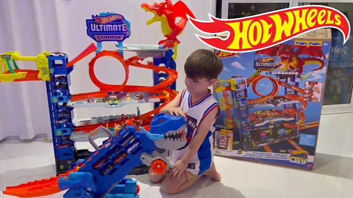 Hot Wheels City ULTIMATE T-REX TRANSPORTER vs ULTIMATE GARAGE